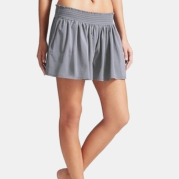 Athleta | Sneaky Shorts - Picture 2 of 4
